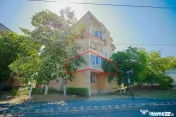 De vânzare apartament cu 3 camere în zona Nufărul 