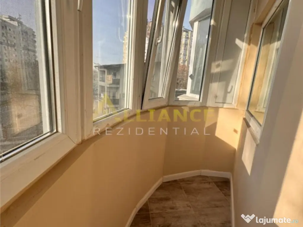 Apartament 3 camere decomandat, 3 min Metrou Aparatorii Patr