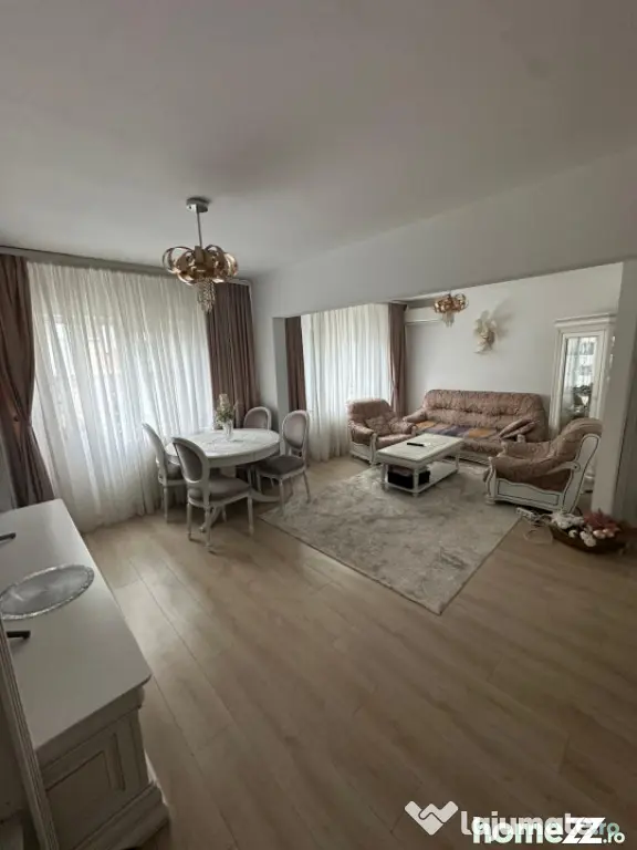 Apartament 4 camere de vânzare INEL 1 - EDEN