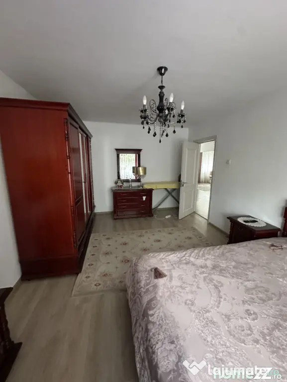 Apartament 4 camere de vânzare INEL 1 - EDEN
