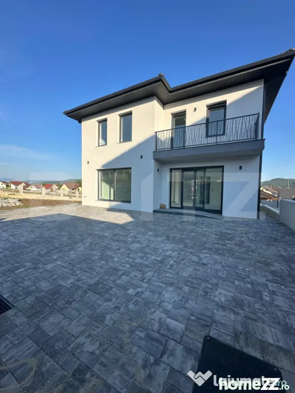 Case de vânzare, 4 dormitoare, 170 mp, zona centura - Bistrita (Bistrita-Nasaud)