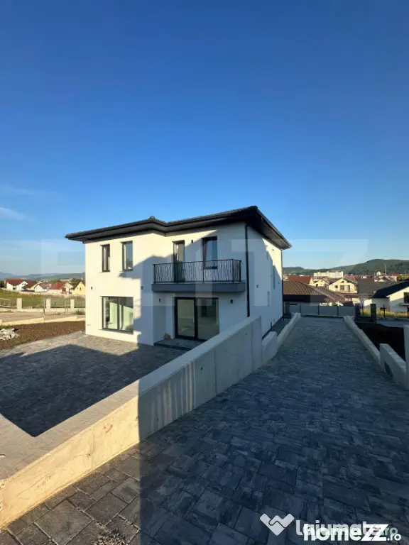 Case de vânzare, 4 dormitoare, 170 mp, zona centura - Bistrita (Bistrita-Nasaud)