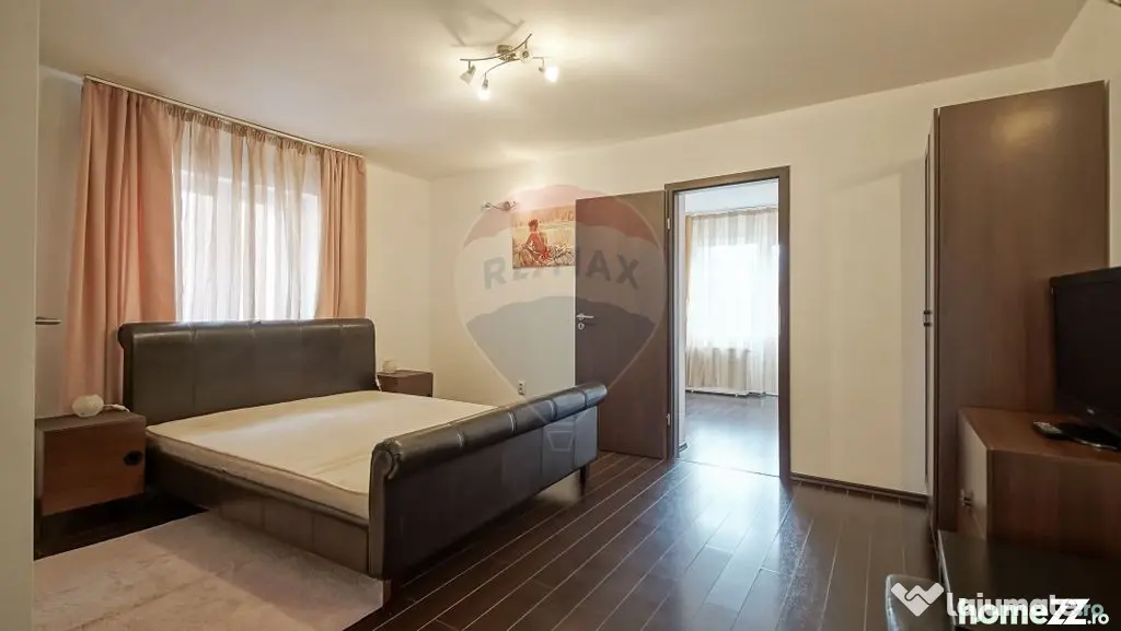 Hotel / Pensiune cu 14 camere de închiriat în zona Astra - Brasov (Brasov)