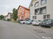 Hotel / Pensiune cu 14 camere de închiriat în zona Astra 