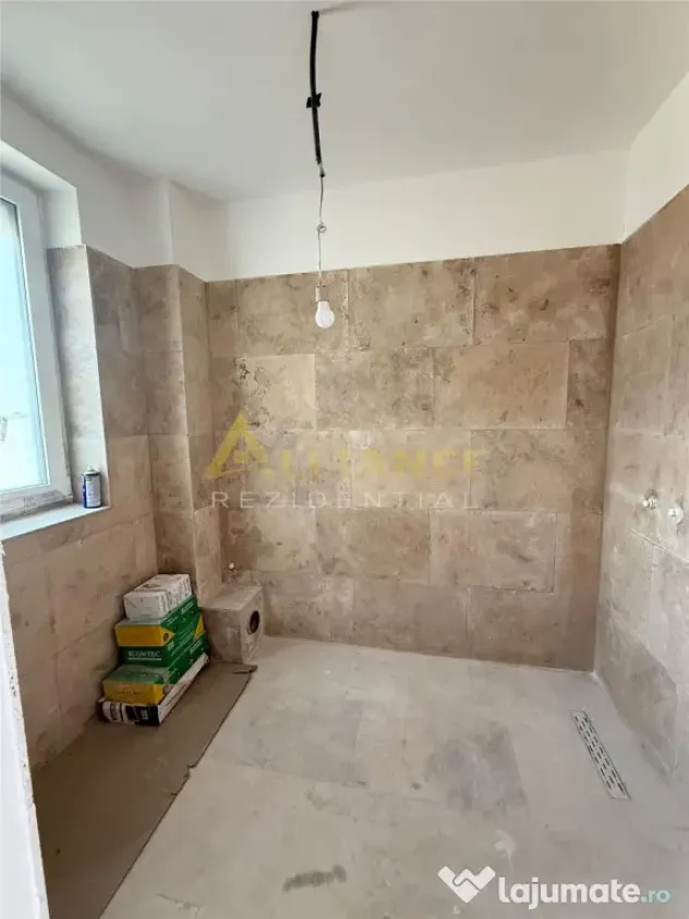 Vila tip duplex | 4 camere | 2 bai | Panouri solare