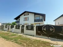 Vila tip duplex | 4 camere | 2 bai | Panouri solare