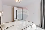 Apartament modern 3 camere, cu parcare, de închiriat la ...