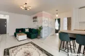 Apartament modern 3 camere, cu parcare, de închiriat la ...