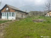 Teren intravilan 2.200 mp cu constructie existenta –Caline 