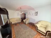 Prima închiriere - Apartament 3 camere + garaj în zona ... 