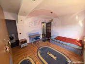 Prima închiriere - Apartament 3 camere + garaj în zona ... 