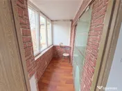 Apartament cu 2 camere decomandat etaj 4 zona Soarelui 