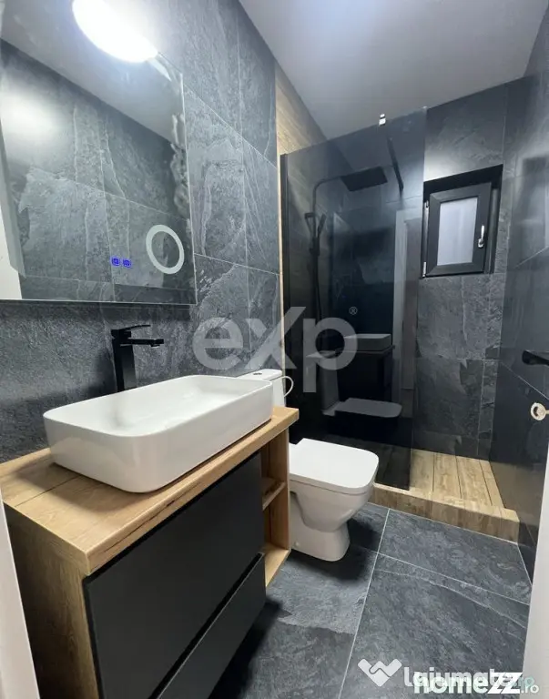Casă parter 4 camere, la cheie, teren 400 mp, zonă central