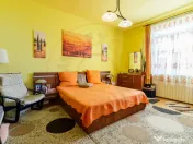 Apartament intr-o casa interbelica. 
