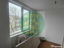 Apartament 3 camere, liber