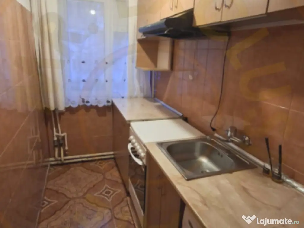 Apartament 2 camere vis-a-vis de Liceul Odobescu