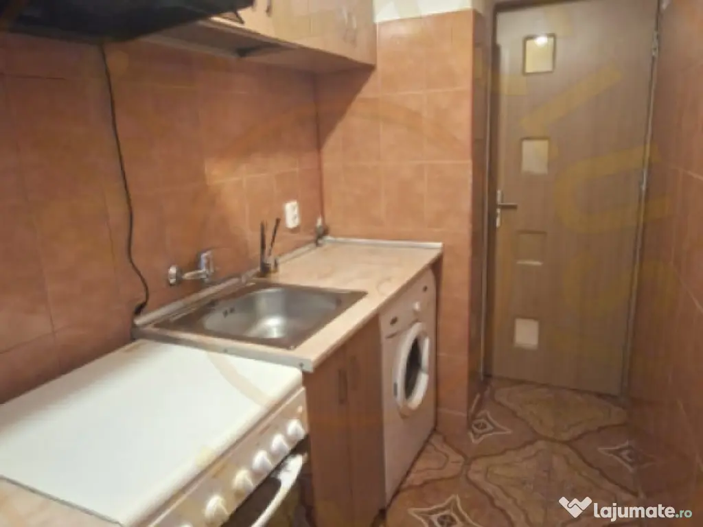 Apartament 2 camere vis-a-vis de Liceul Odobescu