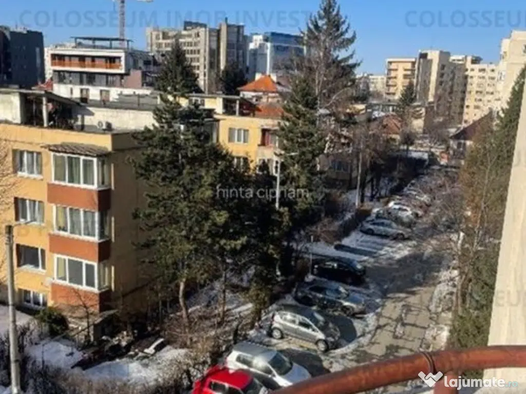 COLOSSEUM: Apartament 3 Camere Centrul Civic Toamnei..