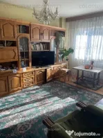 COLOSSEUM: Apartament 3 Camere Centrul Civic Toamnei..