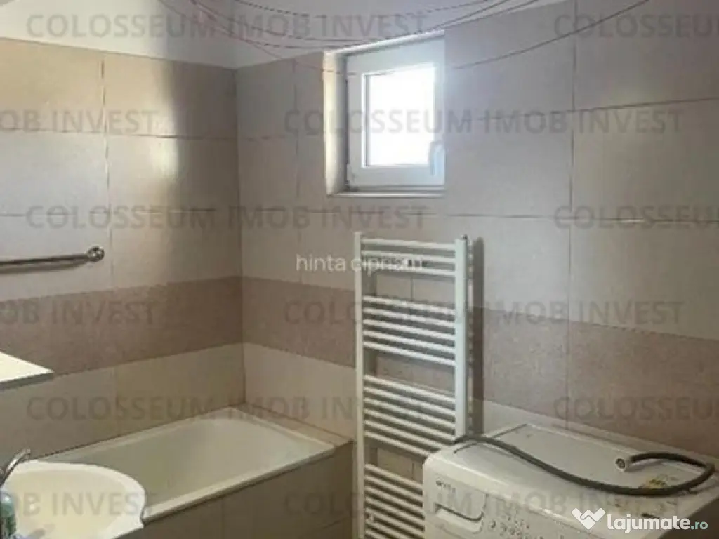 COLOSSEUM: Apartament 3 Camere Centrul Civic Toamnei..