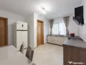 De închiriat Casa modernă nouă în Stefanesti-5 min Pite? 