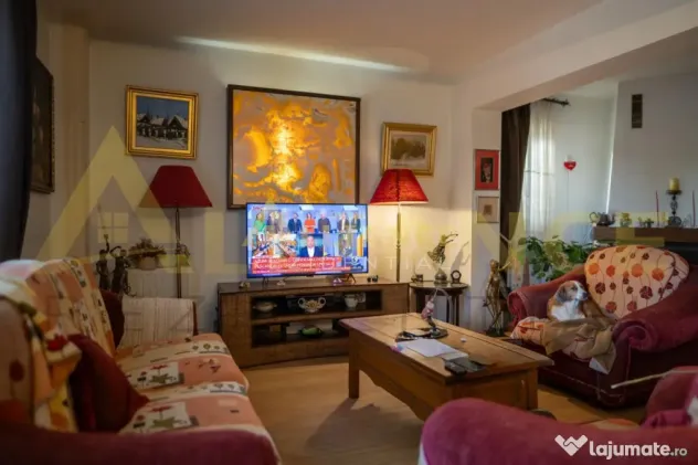 Proprietate Exclusivista cu Deschidere Spectaculoasa la Apa