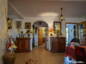 Proprietate Exclusivista cu Deschidere Spectaculoasa la Apa 