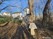 Teren central de vânzare 