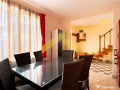 Casa cu etaj de Zimandu Nou 