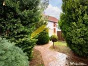 Casa cu etaj de Zimandu Nou 