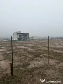 Teren langa padure ,500 mp intravilan, Drumul Muntenilor