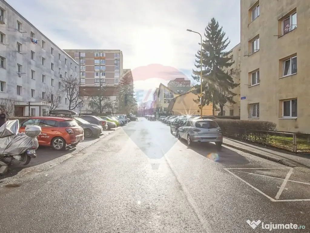 Garsonieră de vânzare în zona Astra, 22 mp, etaj 2, re...