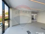 Oportunitate - Spatiu de birouri premium in Cladire Mixta...