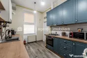 Apartament 2 camere, ultracentral, etaj intermediar (etaj 1)