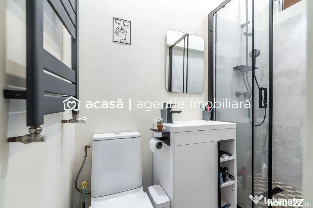 Apartament ultracentral! Preț repoziționat! 2 camere, e...