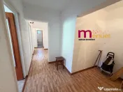 Apartament 3 camere,str.Pacii,etaj 1 