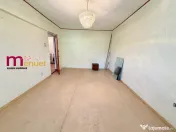 Apartament 3 camere,str.Pacii,etaj 1 