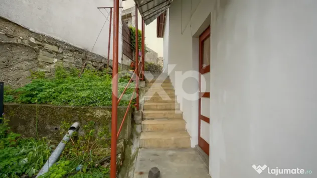 Casă cu priveliște panoramică în inima zonei Șchei –