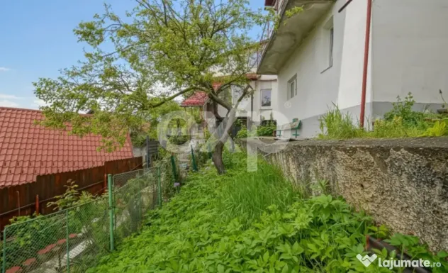 Casă cu priveliște panoramică în inima zonei Șchei –
