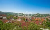 Casă cu priveliște panoramică în inima zonei Șchei –