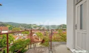 Casă cu priveliște panoramică în inima zonei Șchei –