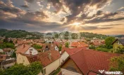 Casă cu priveliște panoramică în inima zonei Șchei –