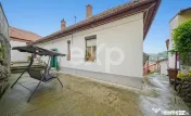 Casă cu priveliște panoramică în inima zonei Șchei –