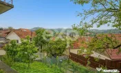 Casă cu priveliște panoramică în inima zonei Șchei –