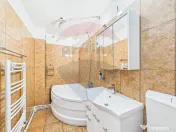 Apartament cu 3 camere si loc de parcare in zona Sebastia... 