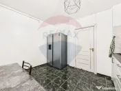 Apartament cu 3 camere si loc de parcare in zona Sebastia... 