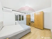 Apartament cu 3 camere si loc de parcare in zona Sebastia... 