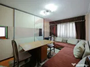 Apartament cu 4 camere, de vânzare în zona Rogerius 