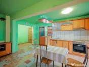 Apartament cu 4 camere, de vânzare în zona Rogerius 