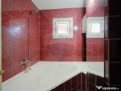 Apartament cu 4 camere, de vânzare în zona Rogerius 